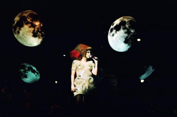 894076_10151495836496460_814268269_o